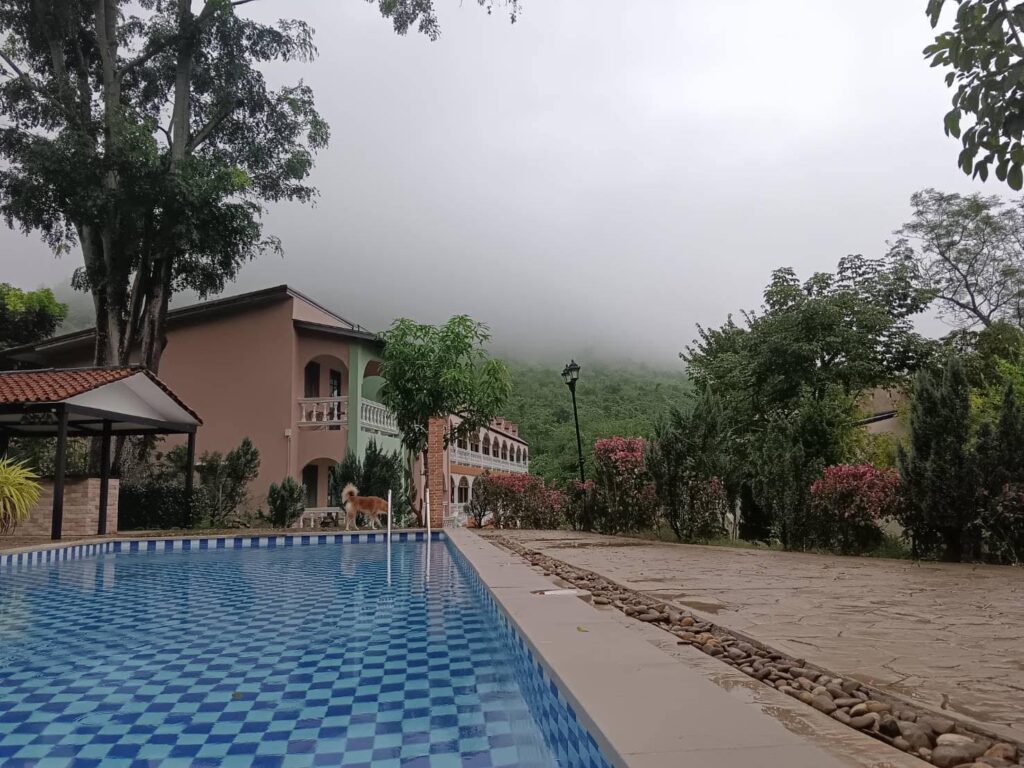 ที่พักสวนผึ้ง ราคาถูก ติด น้ำตก