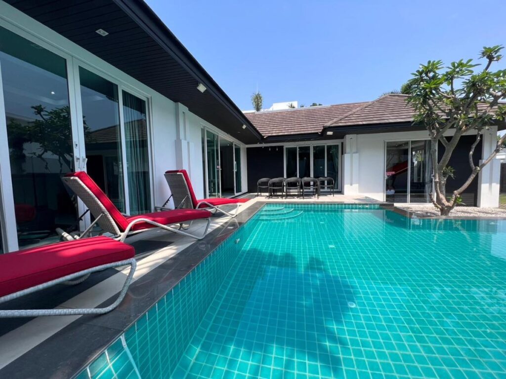 พูลวิลล่าพัทยา ราคาถูก